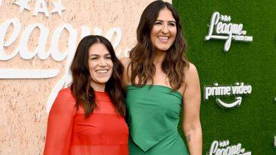 Darcy Carden - Abbi Jacobson - 'A League of Their Own' Stars Abbi Jacobson and D'Arcy Carden Dish on Decades-Long Best Friendship (Exclusive) - etonline.com - Los Angeles