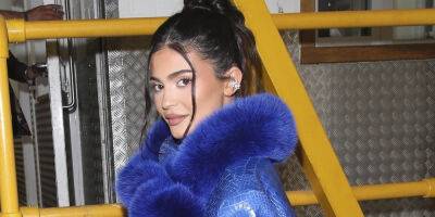 Kylie Jenner - Kylie Jenner Heads Out To Dinner In A Glam Blue Coat Following Lab Photo Controversy - justjared.com - London