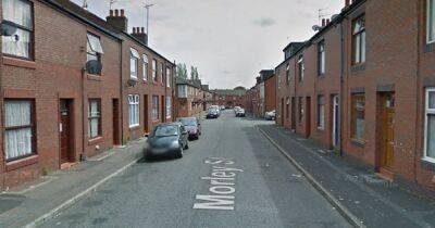Police kill dog on the loose after it attacks two people in Rochdale street - www.manchestereveningnews.co.uk - Manchester