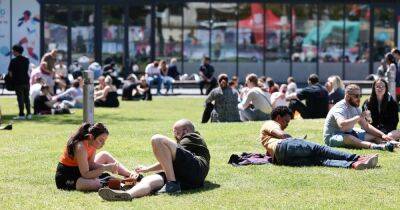 Manchester will be hotter than Los Angeles this weekend as heatwave to last longer than 37C scorcher - manchestereveningnews.co.uk - Britain - Los Angeles - Los Angeles - Manchester - city Istanbul