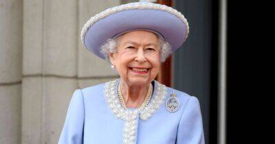 Elizabeth Ii Queenelizabeth (Ii) - Royal Family - Williams - Charles Iii - Royal Family Is Accepting Public Condolences After Queen Elizabeth II’s Death: How to Send Well-Wishes - usmagazine.com - Britain - Scotland