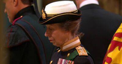 prince Andrew - prince Charles - Andrew Princeandrew - Elizabeth Ii Queenelizabeth (Ii) - princess Anne - Royal Family - Charles Iii III (Iii) - Anne Princessanne - Princess Anne makes history as first woman to 'stand guard' for Vigil of the Princes - ok.co.uk - county Prince Edward
