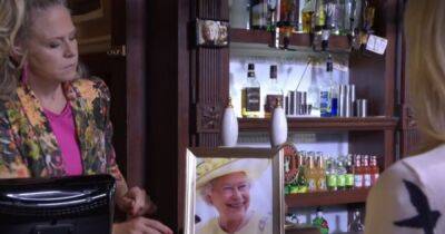 BBC EastEnders fans 'in tears' over Queen Vic tribute to Her Majesty - www.dailyrecord.co.uk