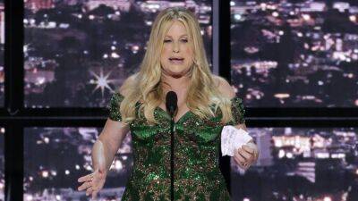 Jennifer Coolidge Jokes About Lavender Bath Gone Wrong As She Wins First Emmy For ‘The White Lotus’ - deadline.com