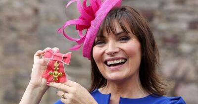 Lorraine Kelly was so nervous receiving her OBE from Queen she can't remember it - www.dailyrecord.co.uk - Scotland