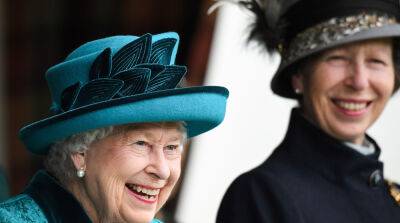 Elizabeth Queenelizabeth - princess Royal - Princess Anne Reveals She Spent Queen Elizabeth's Last 24 Hours - justjared.com