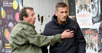 Peter Barlow - Toyah Battersby - Imran Habeeb - ITV Coronation Street's Peter Barlow risks Spider's police cover being blown in brawl scenes - manchestereveningnews.co.uk - county Martin - Peru - city Hancock, county Martin