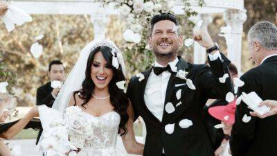 'Selling Sunset' Star Vanessa Villela Marries Nick Hardy -- See the Stunning Wedding Photos - etonline.com - California - Ukraine - county San Diego