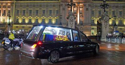 princess Anne - Queen's coffin greeted by crowds at Buckingham Palace after final journey from Scotland - dailyrecord.co.uk - Scotland - London