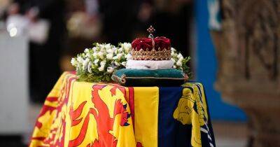 Full guidance issued for mourners visiting the Queen lying in state - and it shows extraordinary length of expected queues - www.manchestereveningnews.co.uk - London - county Hall - Manchester