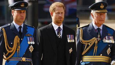 prince Harry - Meghan Markle - Elizabeth II - prince Philip - prince William - Charles Iii III (Iii) - Here’s Why Prince Harry Didn’t Wear a Military Uniform at the Queen’s Memorial—Unlike William Charles - stylecaster.com - Scotland - county Windsor - county King And Queen - county King George - city Saint George