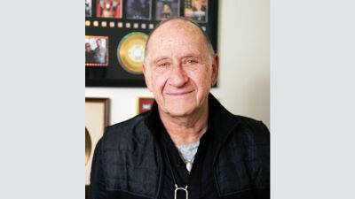 Jem Aswad-Senior - Richard Gottehrer on Hit Songwriting, Producing Blondie and the Go-Go’s, and 25 Years of the Orchard - variety.com - USA
