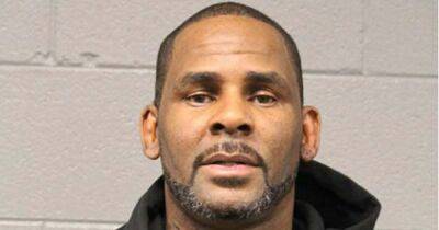 Jennifer Bonjean - R. Kelly Convicted of Multiple Child Pornography Charges Following Racketeering, Sex Trafficking Conviction - usmagazine.com - Chicago