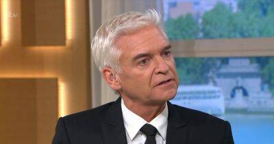 Holly Willoughby - Phillip Schofield - Elizabeth II - Phil Vickery - ITV This Morning's Phillip Schofield shares what they weren't allowed to talk about after visit to Buckingham Palace - manchestereveningnews.co.uk