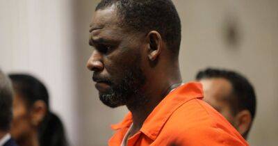 R Kelly convicted of six counts on child abuse image charges in latest criminal trial - dailyrecord.co.uk - USA - Chicago