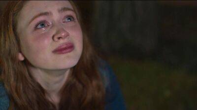 Sadie Sink - Theo Rossi - 'Dear Zoe' Trailer: Sadie Sink Plays a Grieving Big Sister in New Film (Exclusive) - etonline.com