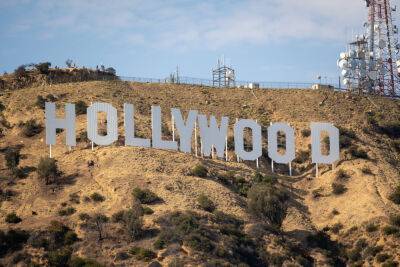 Hollywood Sign To Get A Centennial Facelift Starting Next Week - deadline.com - Los Angeles - city Tinseltown