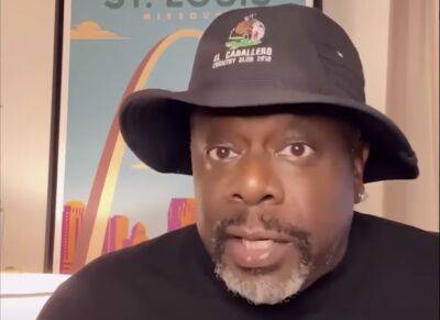 Cedric The Entertainer Roasts Herschel Walker & His Senate Bid: “We Don’t Need To Add No More Crazy To That Mix” - deadline.com - county Peach