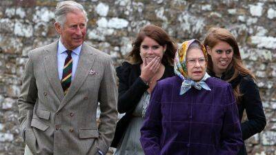Princesses Beatrice and Eugenie Pay Tribute to 'Grannie' Queen Elizabeth II - www.etonline.com - Scotland