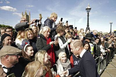 Elizabeth Queenelizabeth - Sky News - prince Andrew - Sarah Ferguson - Elizabeth Ii II (Ii) - Williams - Prince William Tells Concerned Fan That The Queen’s Corgis Will ‘Be Looked After Very Well’ - etcanada.com - county Hall - city Sandy - city Westminster, county Hall
