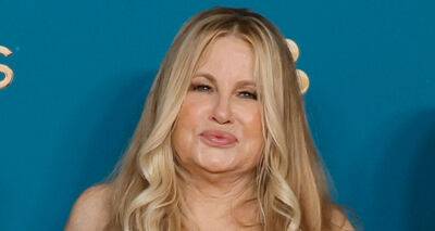 Jennifer Coolidge Reveals How 'The White Lotus' Mishap Sent Her to Emergency Room - www.justjared.com - Hawaii