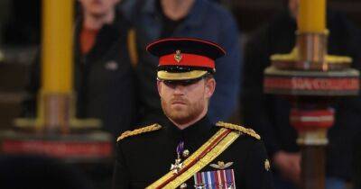 Elizabeth II - Prince Harry - Meghan - Charles - Williams - 'Devastated' Prince Harry nearly didn't wear military uniform to vigil after 'humiliation' minutes before - reports - manchestereveningnews.co.uk - county Hall - city Westminster, county Hall - Afghanistan