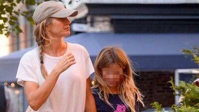 Page VI (Vi) - Tom Brady - Gisele Bündchen spotted with her daughter in New York amid rumored Tom Brady marriage troubles - foxnews.com - Brazil - New York - New York - county Bay - city Tampa, county Bay