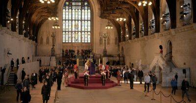 Queue to see Queen's Lying-in-State closed after reaching 'final capacity' - www.ok.co.uk - county Hall - Charlotte