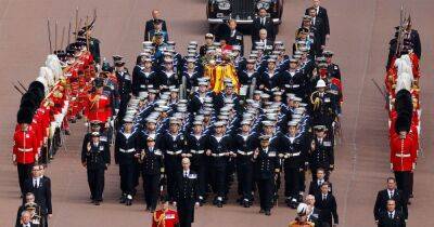 Windsor Castle - Charles Iii III (Iii) - NHS heroes join the Queen's funeral procession - manchestereveningnews.co.uk - Scotland - Ireland - city Westminster