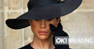 Meghan Markle - princess Royal - Harry Markle - majesty queen Elizabeth Ii II (Ii) - Royal Family - Williams - Meghan Markle seen wiping tear from her eye in heartbreaking snap from Queen's funeral - ok.co.uk - Britain - Charlotte - city Westminster - county King And Queen