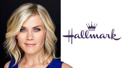Alison Sweeney Signs Multi-Picture Overall Deal With Hallmark Media - deadline.com - county Thomas