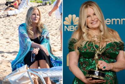 Jennifer Coolidge’s spray tan in ‘The White Lotus’ sent her to the hospital - nypost.com - USA - Hawaii