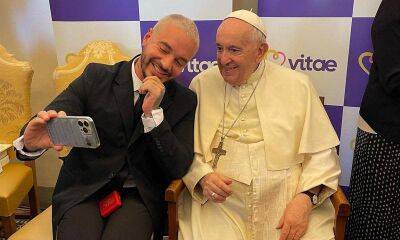 J Balvin had a ‘good connection’ with Pope Francis and revealed he is a fan of his music - us.hola.com - Colombia - Vatican