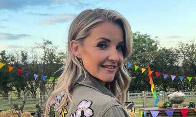 Helen Skelton shows off natural beauty in stunning at-home post - hellomagazine.com