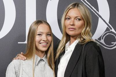 Calvin Klein - Kate Moss - Lila Moss - Lila Moss Does Her Mom Proud 30 Years After Kate Moss’ Iconic Calvin Klein Campaign - etcanada.com - Britain - Beyond