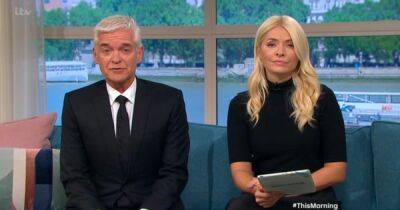 Holly Willoughby - Phillip Schofield - Susanna Reid - Elizabeth II - David Beckham - Itv This - ITV This Morning viewers say it's 'awkward' as Holly Willoughby and Phillip Schofield open first show since 'queue jump' drama - manchestereveningnews.co.uk - Britain - county Hall - city Westminster, county Hall