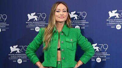 Olivia Wilde - Kelly Clarkson - Brandon Blackstock - Jason Sudeikis - Olivia Wilde Opens Up About Being a Single Mom and 'Reshaping' Family After Jason Sudeikis Split - etonline.com