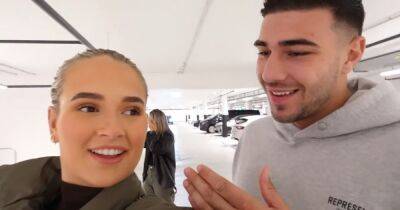 Molly-Mae Hague - Tommy Fury - Billie Faiers - Molly-Mae Hague and Tommy Fury confess to sneaking into chocolate factory tour to dodge entry fee - manchestereveningnews.co.uk - Hague - Switzerland - county Love