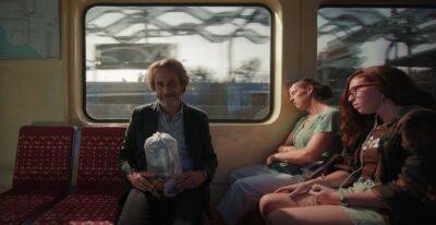 Alejandro G.Iñárritu - Owen Gleiberman - Alejandro G. Iñárritu’s Netflix Oscar Contender ‘Bardo’ Is Now 22 Minutes Shorter After Divisive Festival Run — Watch Trailer - variety.com - Mexico - city Venice