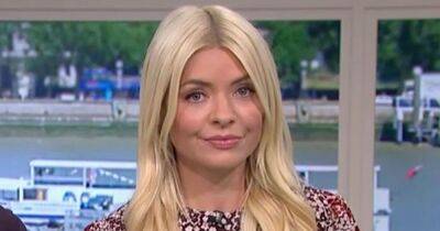 Holly Willoughby - Phillip Schofield - Amanda Holden - Elizabeth II - Holly Willoughby in social media return after silence since 'queue jump' saga - manchestereveningnews.co.uk - Britain - county Hall - city Westminster, county Hall