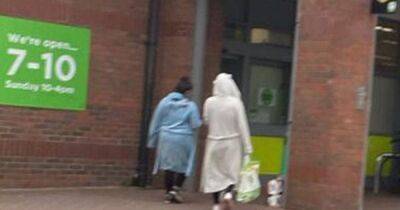 Mum shares pic of two women going to Asda in pyjamas and dressing gowns at 5pm - dailyrecord.co.uk - Australia - Iceland