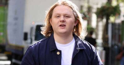 Lewis Capaldi - Voice - Lewis Capaldi 'freaked out' after taking medically prescribed cannabis oil - msn.com