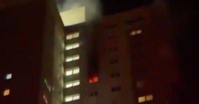Peter Tobin - Man rushed to hospital after fire rips through Glasgow high-rise flat - dailyrecord.co.uk - Scotland
