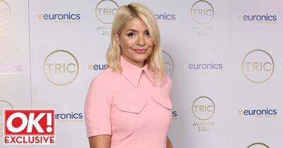 Holly Willoughby - Phillip Schofield - Holly Willoughby is 'used to being TV's darling, queuegate has really shaken her' - ok.co.uk - Britain - county Hall - city Westminster, county Hall