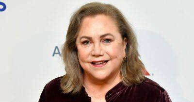 Kathleen Turner Reveals Her Work Deal Breakers and Her Teaching Goal at University of Virginia: ‘I Want to Pass on the Responsibility’ - www.usmagazine.com - Virginia