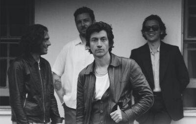 Clara Amfo - Arctic Monkeys - Arctic Monkeys to release new single ‘Body Paint’ today - nme.com - Britain - New York - Ireland - New York - county Hillsborough - city Brooklyn, state New York