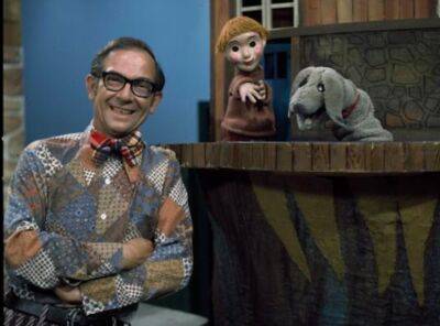 Mr. Dressup Documentary In The Works, Honouring Canada’s Most Beloved Children’s Entertainer - etcanada.com - Canada