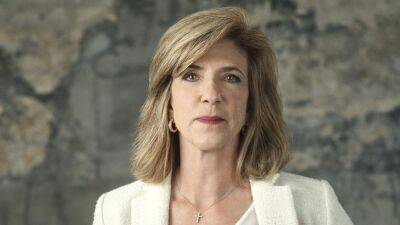 'Cold Justice': Watch a Sneak Peek of the 100th Episode About a 2007 College Murder (Exclusive) - www.etonline.com - state North Dakota