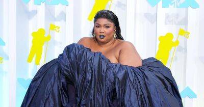 Lizzo Becomes 1st Person to Play James Madison’s 200-Year-Old Flute: ‘Like Playing Out of a Wine Glass’ - www.usmagazine.com - New York - Columbia - Michigan