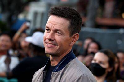 Mark Wahlberg Shares Video Of 4 a.m. Workout: ‘It’s Not Even Light Outside’ - etcanada.com